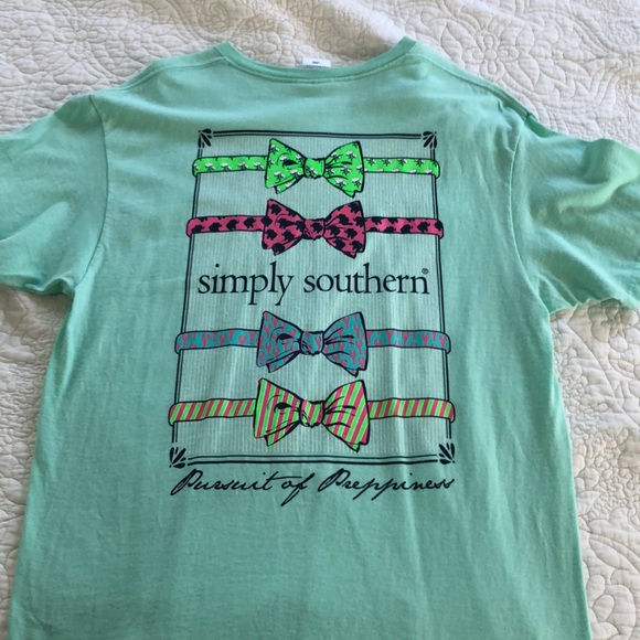 Simply Southern Tops - EUC Simply Southern Mint Bow Graphic T-shirt Large